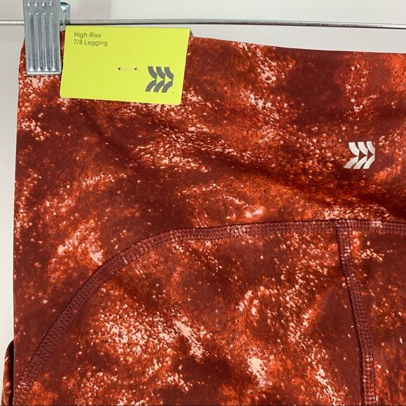 All In Motion High Rise 7/8 Legging Sculpted Mesh Red Galaxy Print Medium - Picture 5 of 9